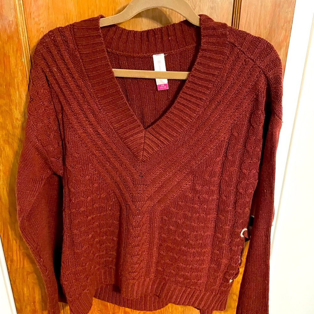 No boundaries burgundy sweater